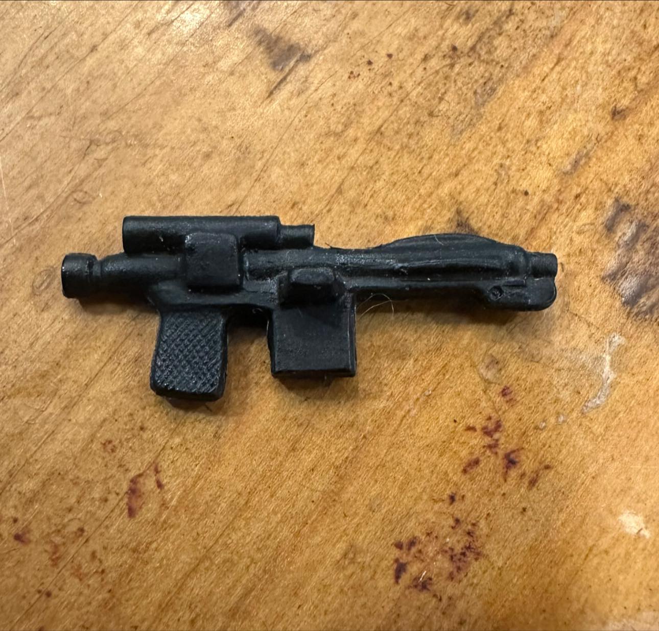 Help identifying this gun. I have had it with my boba fett