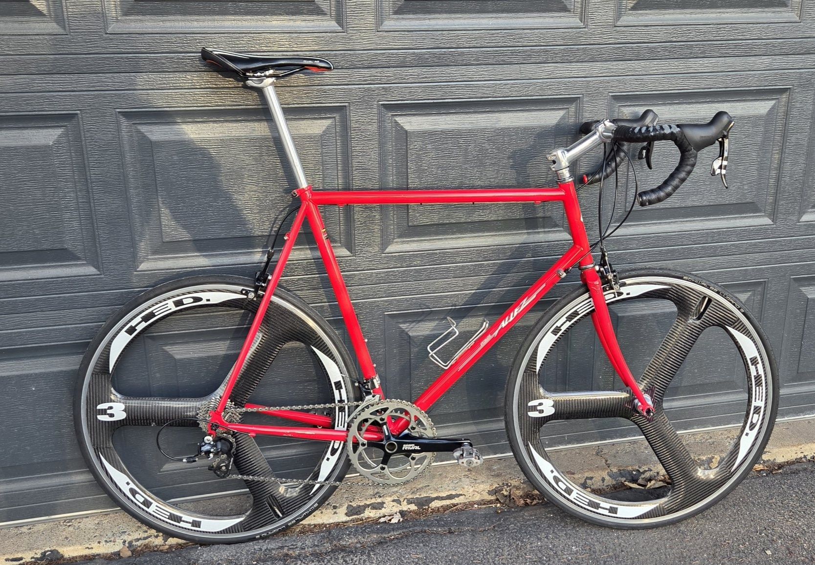 This is the frame that grew up on the boards of Milan's Vigorelli
