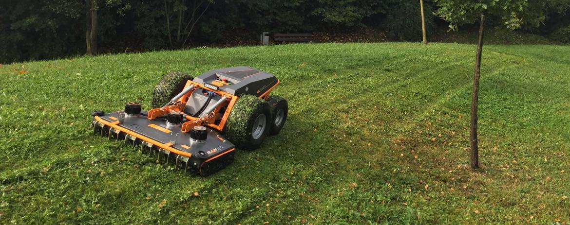 Kendrick - The RAYMO TORPEDO mower is extremely low in height allowing ...