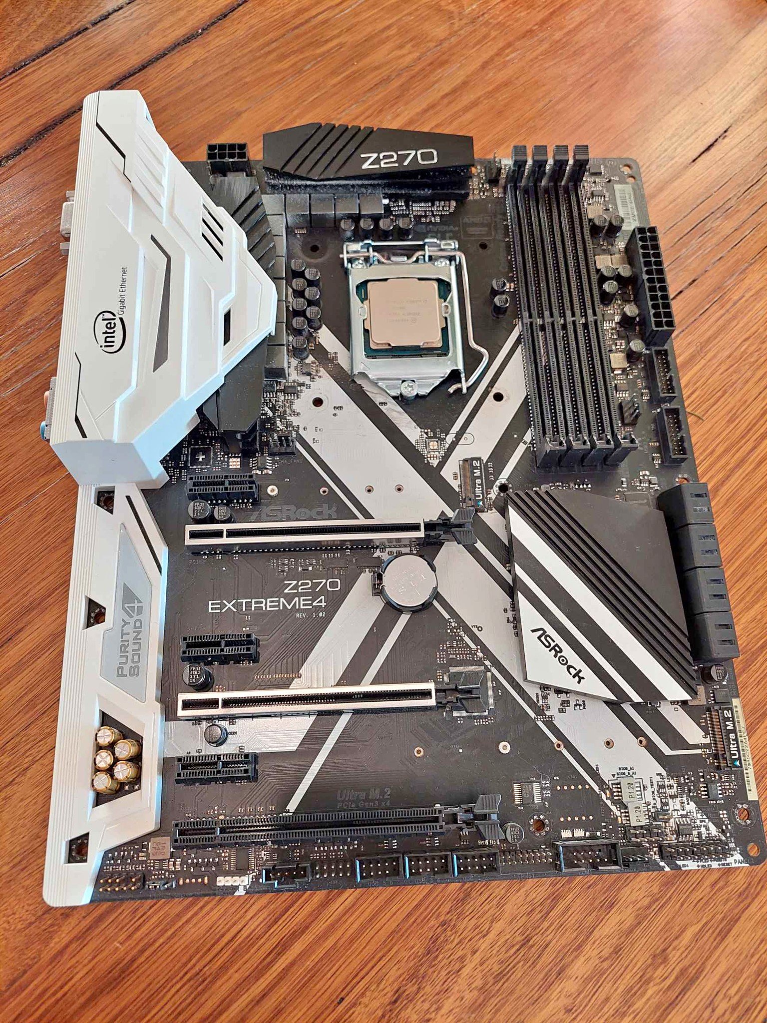 ASRock Z270 Extreme4 + Intel Core i7 7700k - Dresses - Sydney