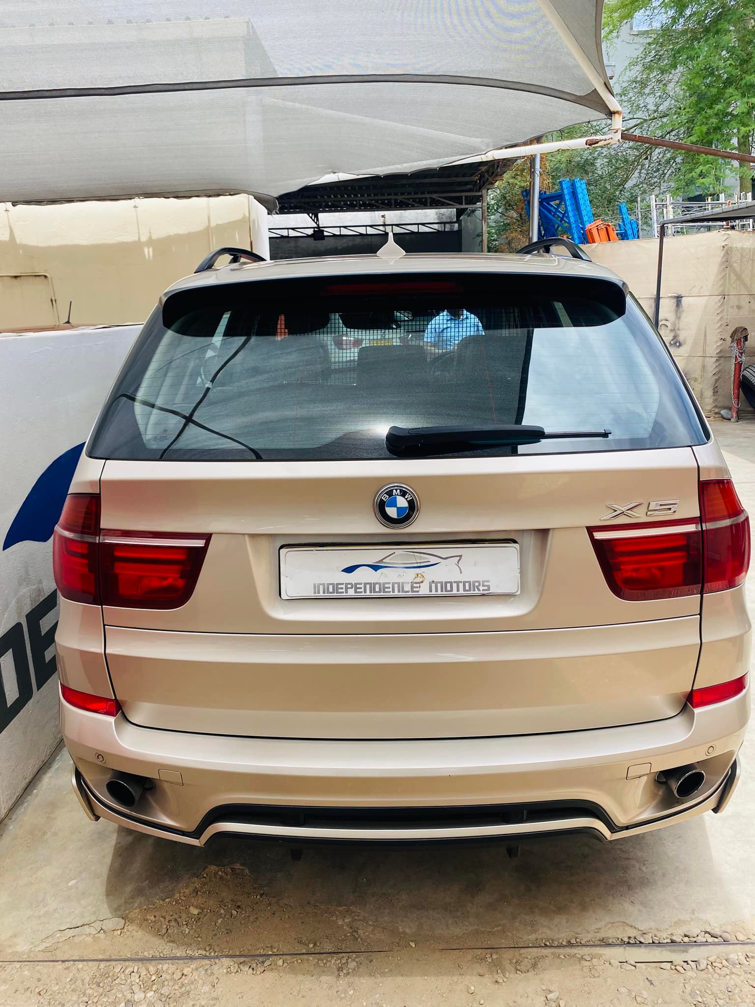 BMW X5 2013 MODEL AUTO 4x4 N$219 000 My number is 081 879 4239