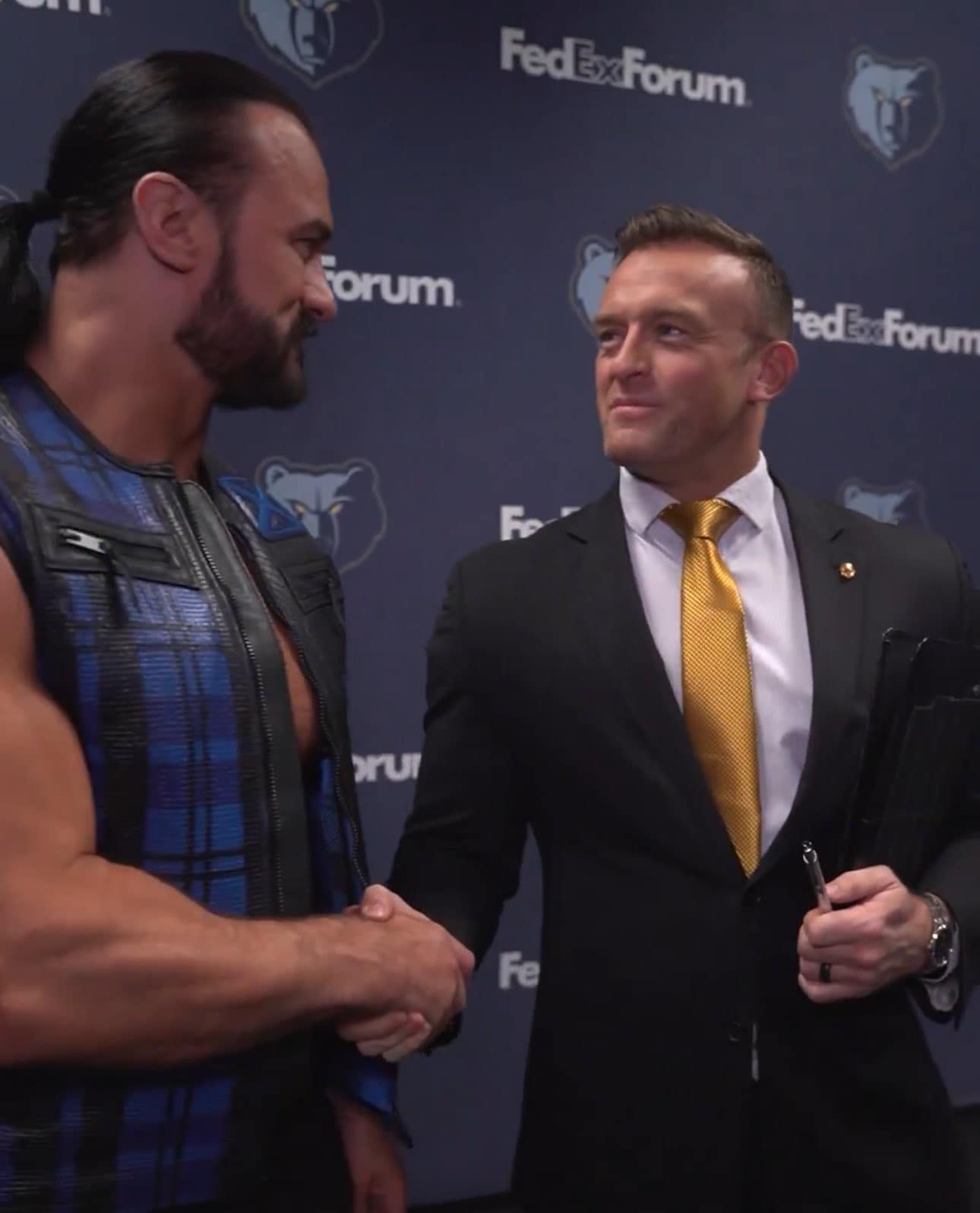 Wrestlelamia.com - Drew McIntyre has officially joined WWE Smackdown 😮 ...