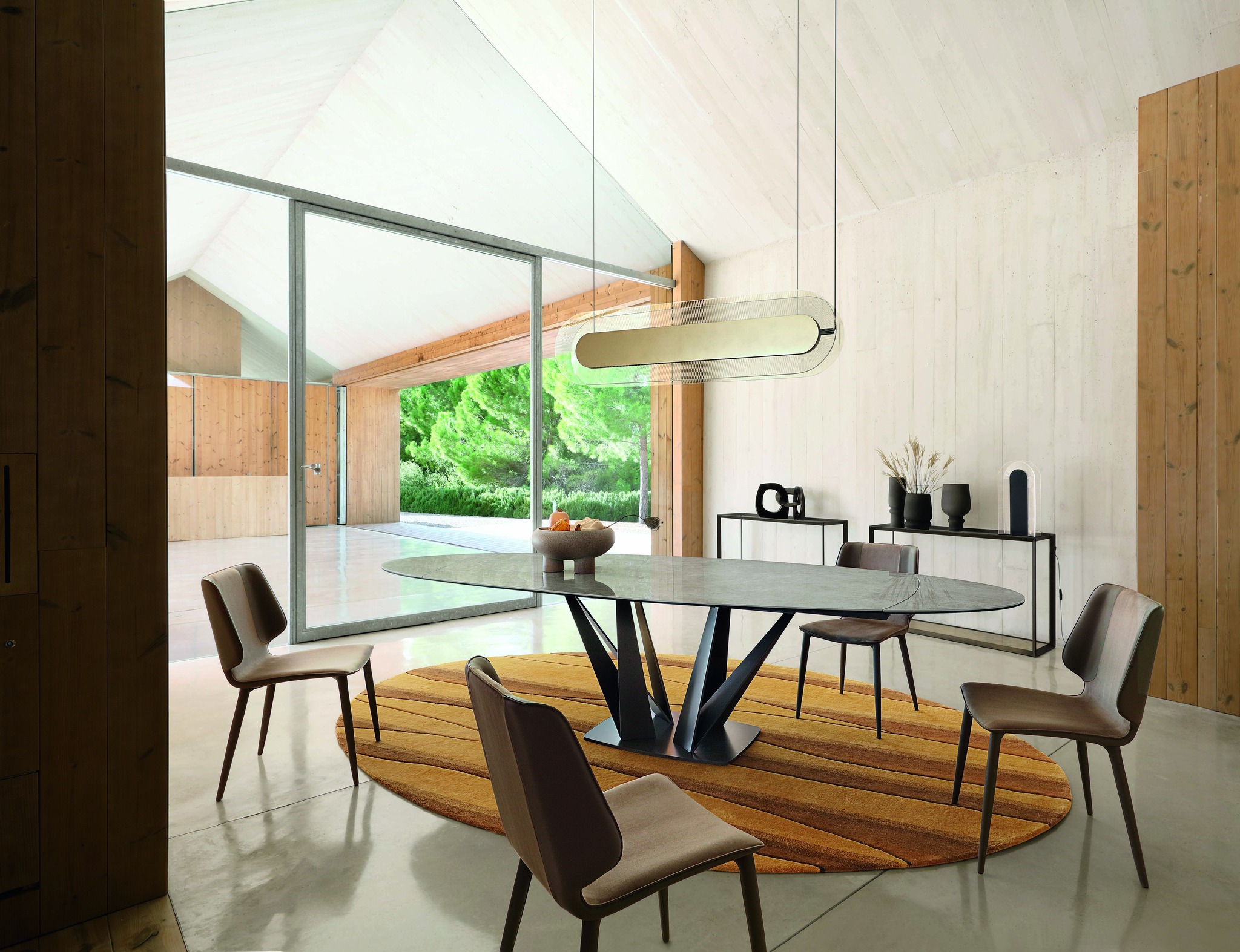 Roche Bobois Saudi Arabia - To break away from the bustle of the city ...