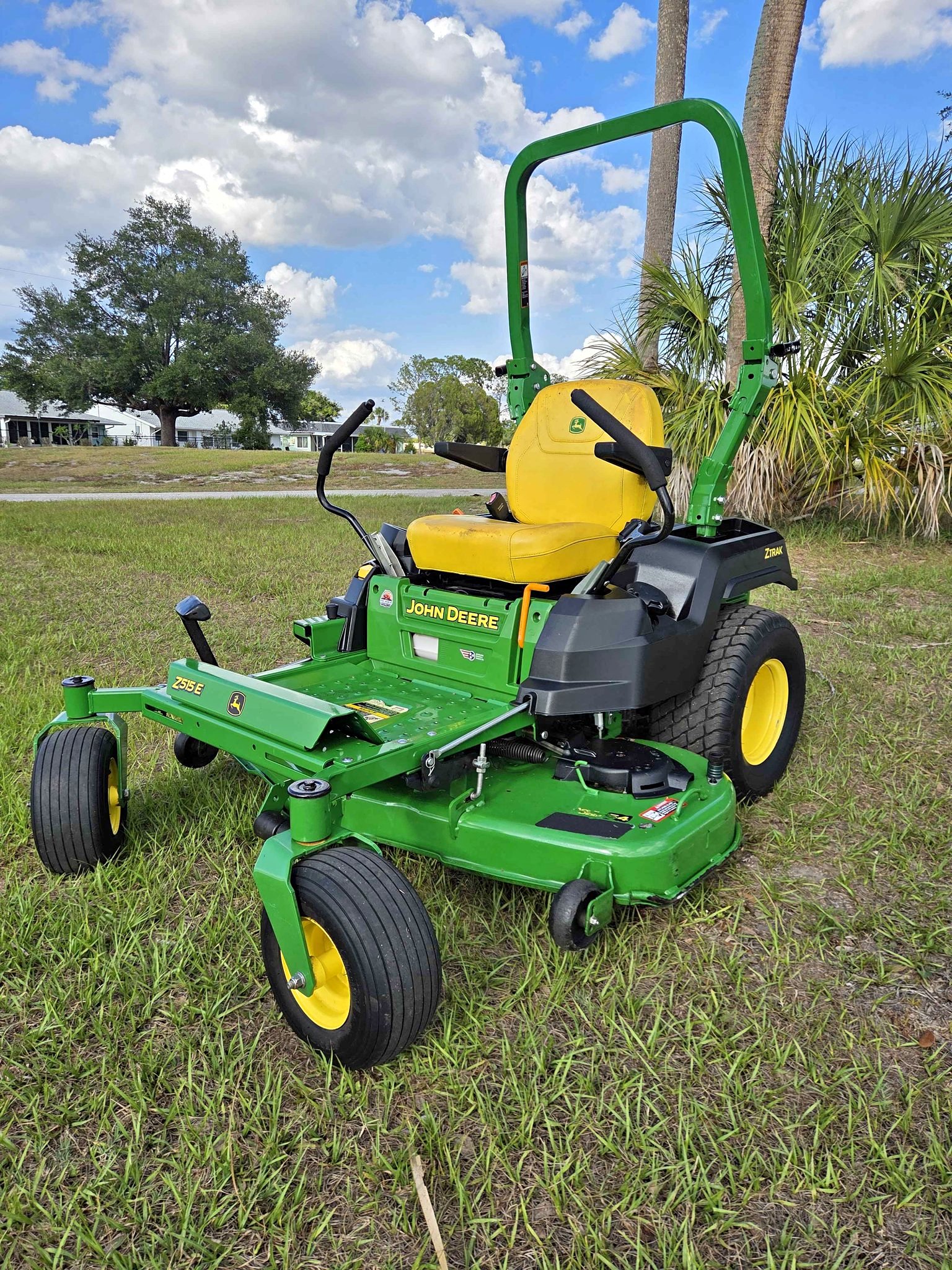 Best HD Pictures about  Weed Eater Riding Lawn Mower  with No AI Images