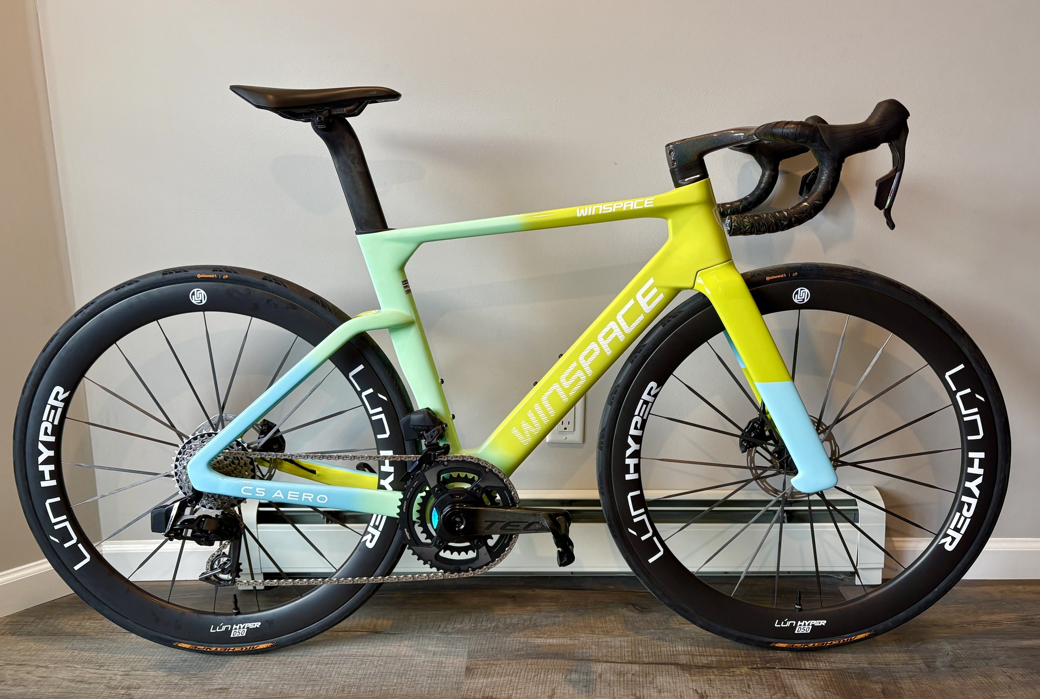 Winspace c5 aero bike review and specs