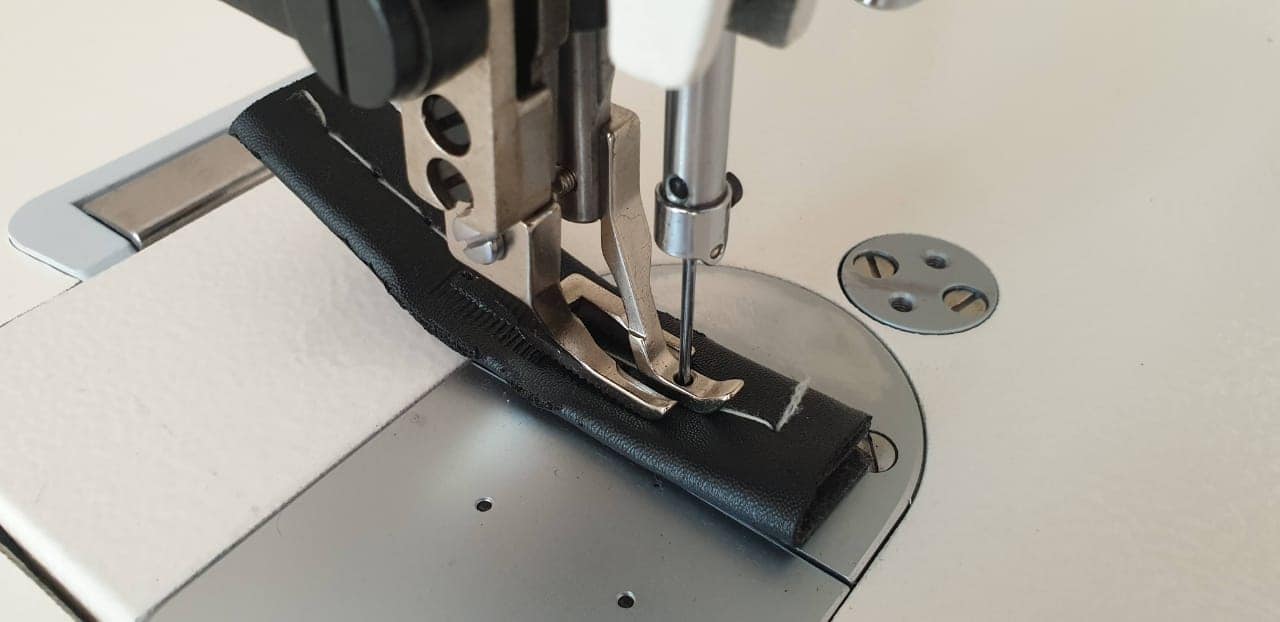 For Sale Kingstar DY... Serge Industrial Sewing Solutions