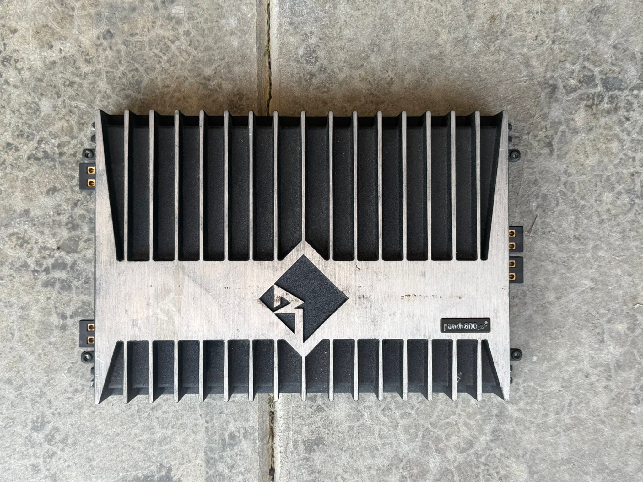 How to restore a 20-year-old Punch 360.6 amplifier