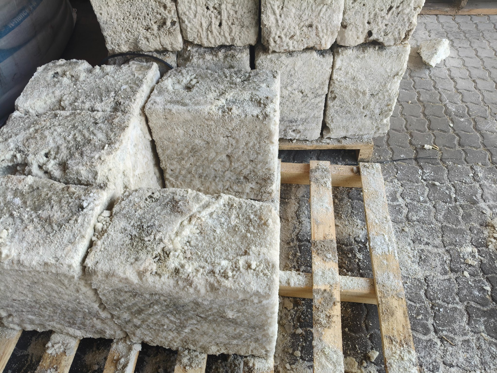 SALT BLOCKS 65Kg Livestock / Cow Lick R350/block.50Kg Coarse Salt in ...