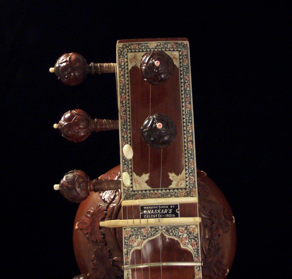 ヴィンテージNaskar Sitar 本体 ハードケース付 Facebook