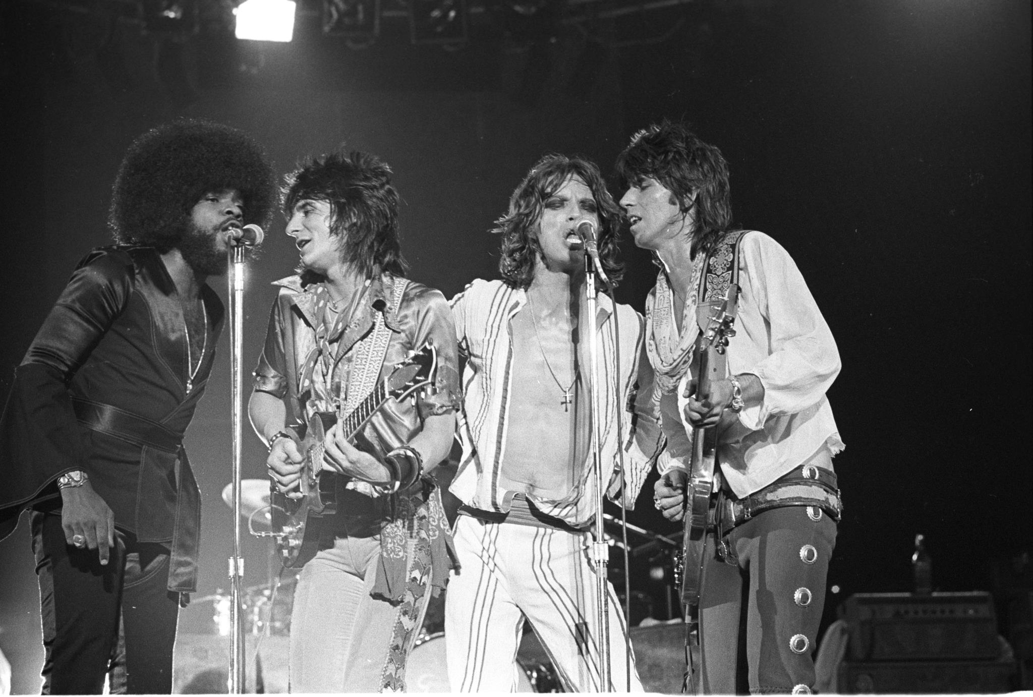The Rolling - Mick, Keith and Ronnie with Billy Preston, on stage