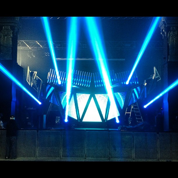 Studio Rewind - Expanding the 'Teeth' set, new lights, new... | Facebook