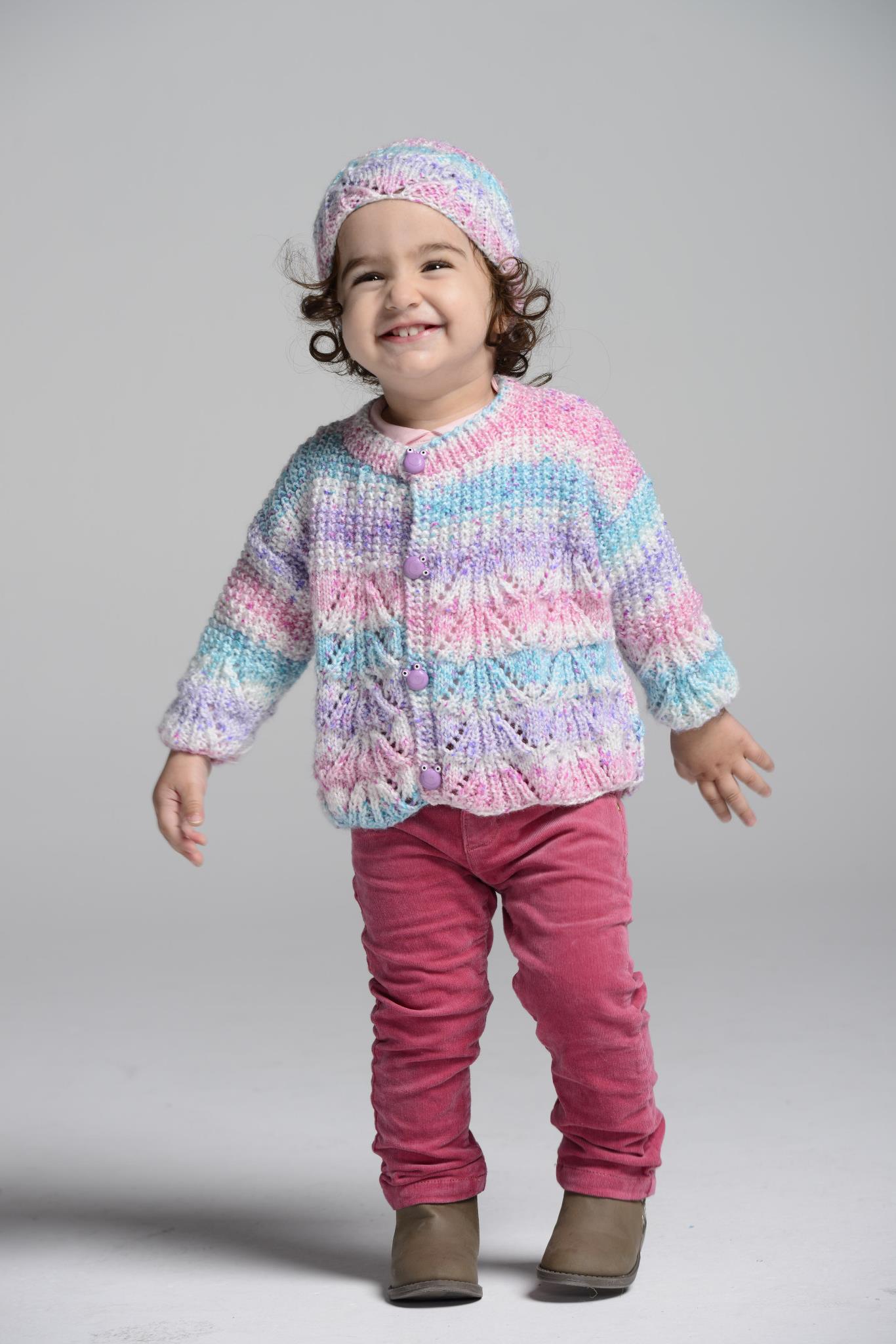Nako - Baby Tweed Joyful kalitesi ile örülmüş bu hırka açıklaması