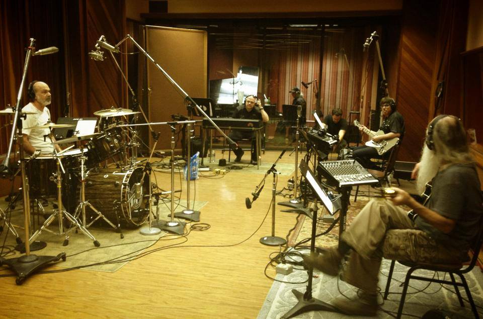 Keyboardist Eric Ragno added a... - Keyboardist Eric Ragno