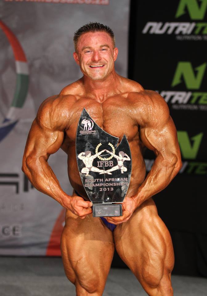 Nicole Acker IFBB Figure Pro / Bodybuilding - IFBB SA Champs 2013 ...