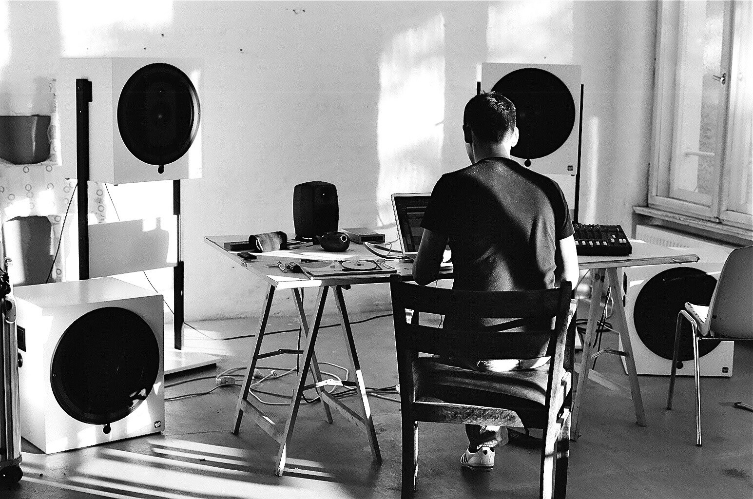 alva - aoki takamasa photo's wonderful impression form the old
