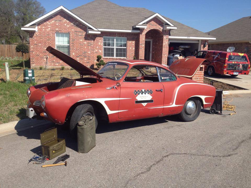 Rocket Kustom Pinstriping