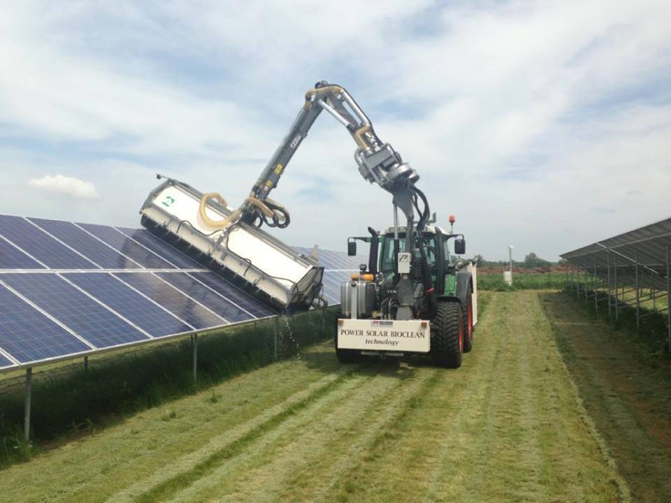 EngNet - Engineering Network - How large solar panels are cleaned ...