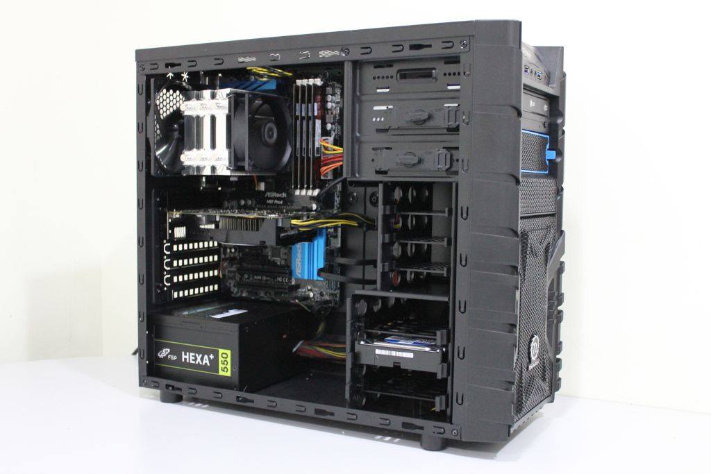 IDEAL - More Gaming Rigs Available at : www.idealtech.com.my CPU: Intel ...