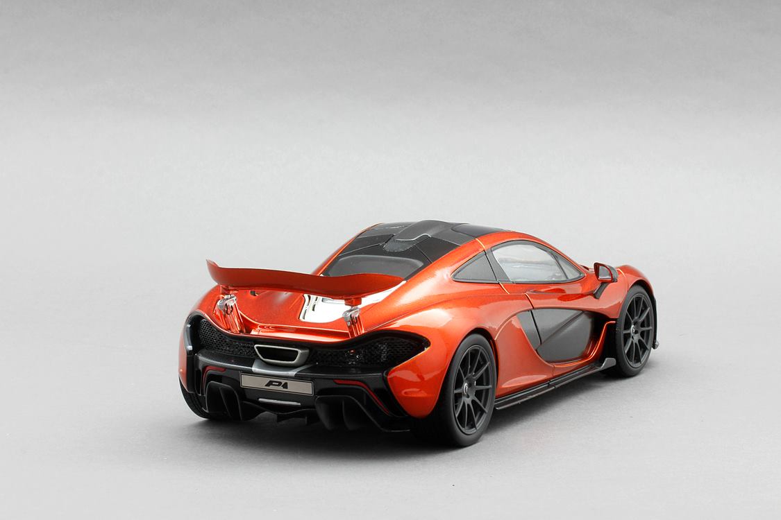 Diecast 1/18 McLaren P1 Volcano Orange- Hong Kong Special