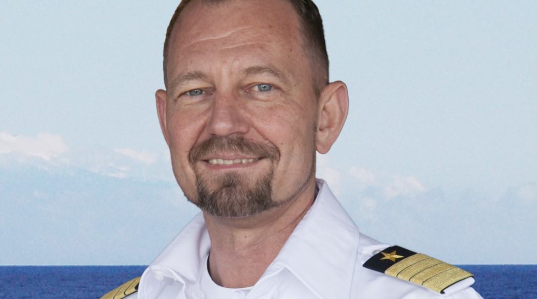 Mein Schiff Kapitän Mats Nelson Kann Die Tui Cruises