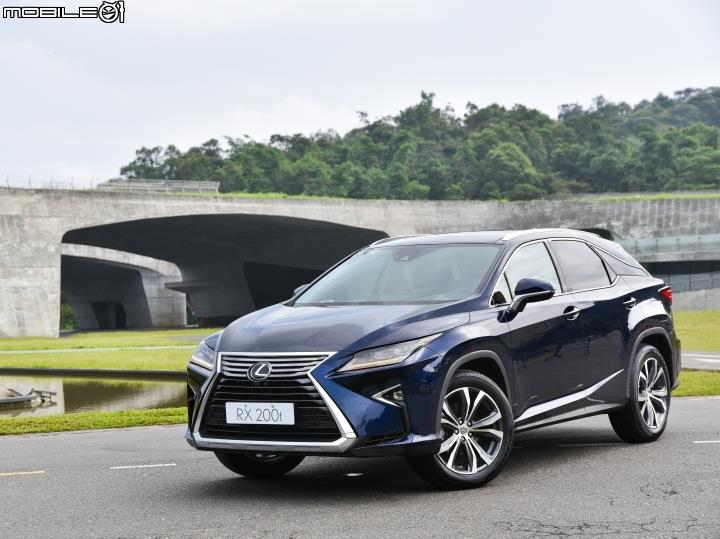 Mobile01 - 重量級新星登場 Lexus RX200t http://www.mobile01.com/newsdetail.php ...