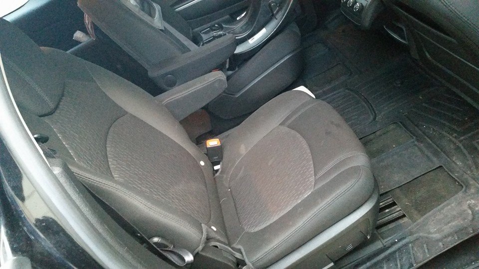 GMC Acadia Fans | How do I remove the middle row seats | Facebook