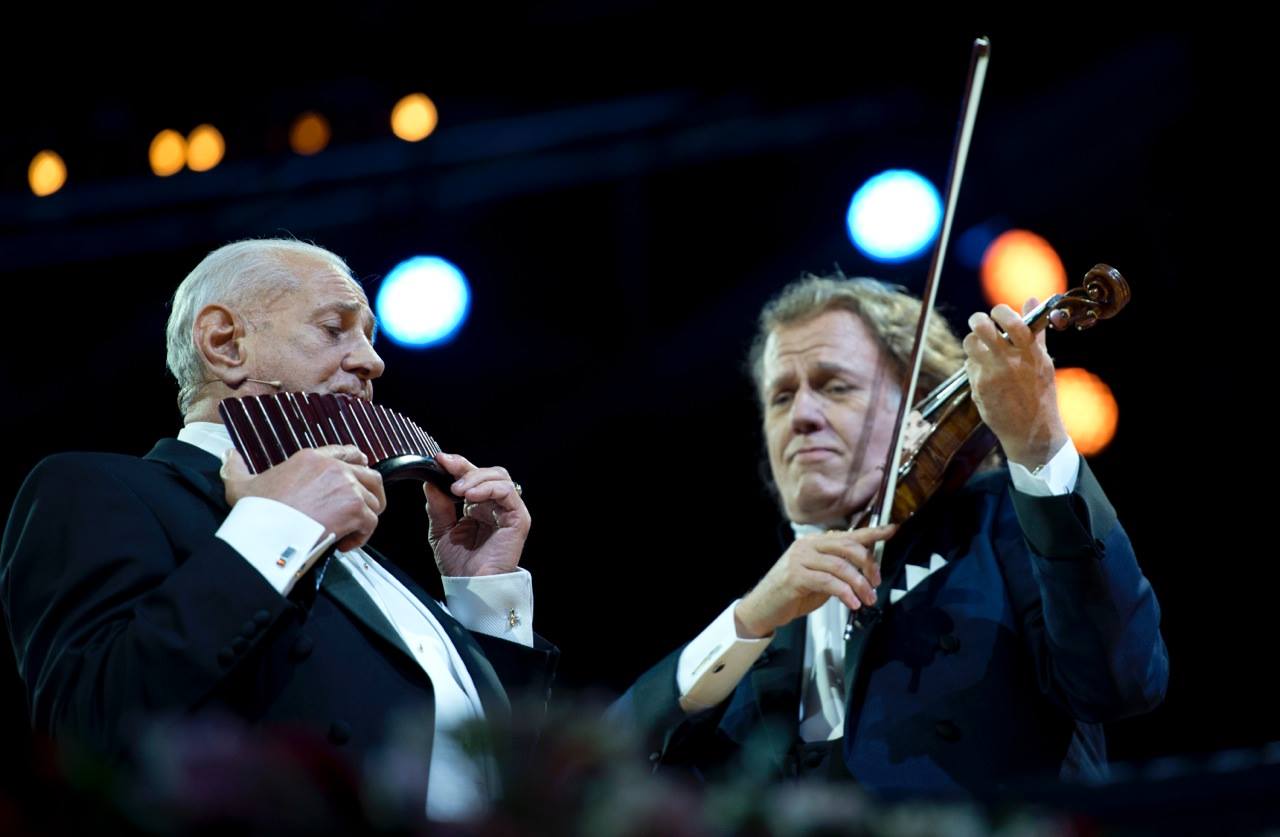 André Rieu - We want to thank all our Romanian friends from all our ...