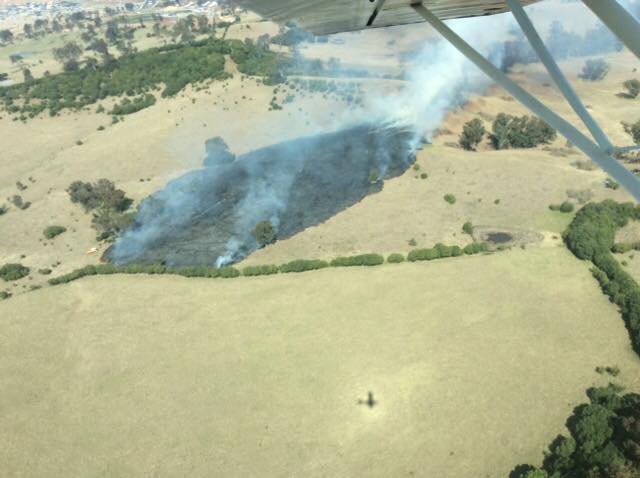 NSW - NSW RFS crews are on scene at a small grass fire at Cobbitty ...