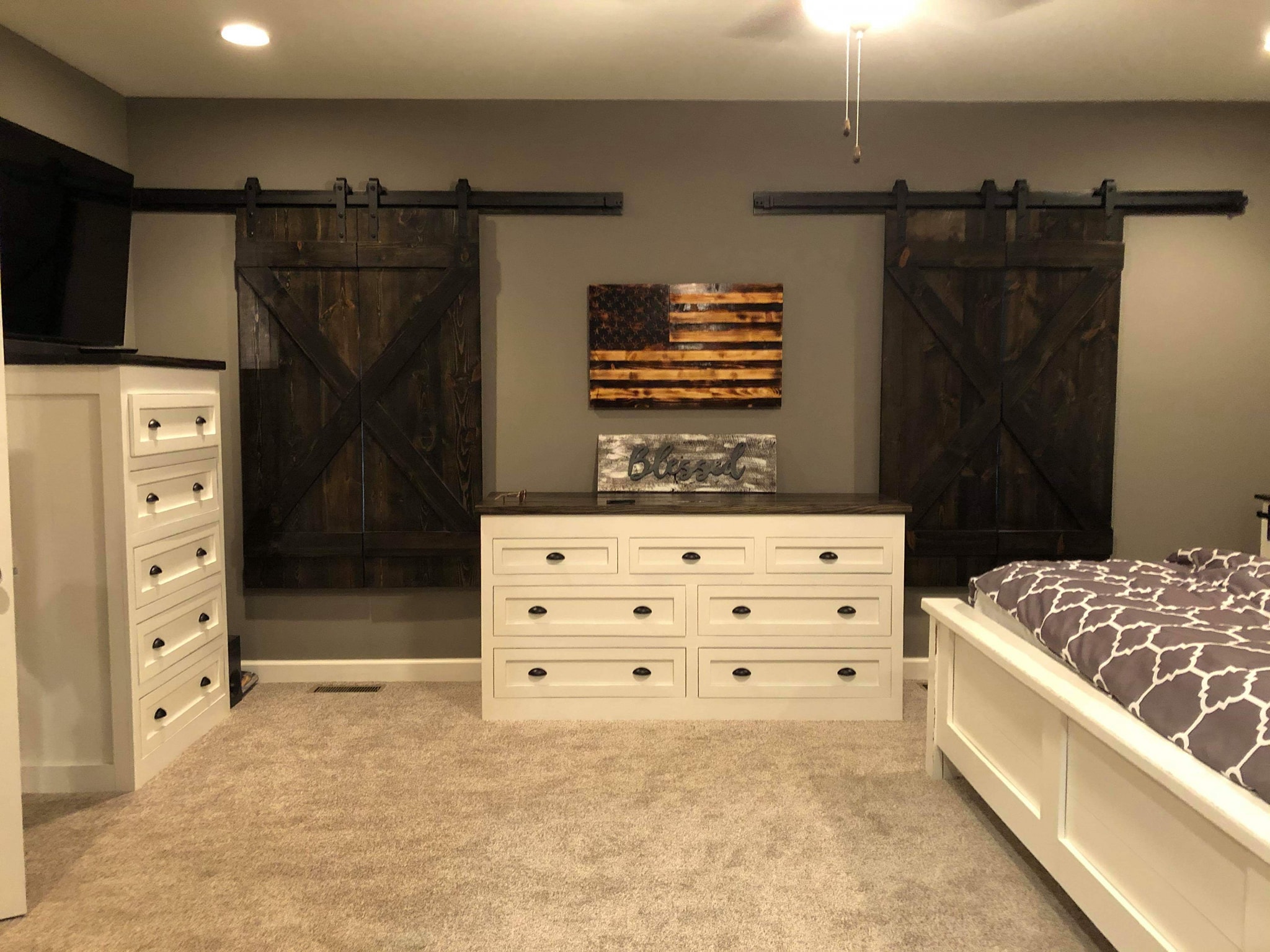 👀 Love these custom sliding... - Up Home Customs, LLC | Facebook