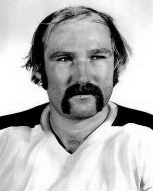 WHA Hockey - Here's a piece of advice: Don't mess with Dale Smedsmo ...