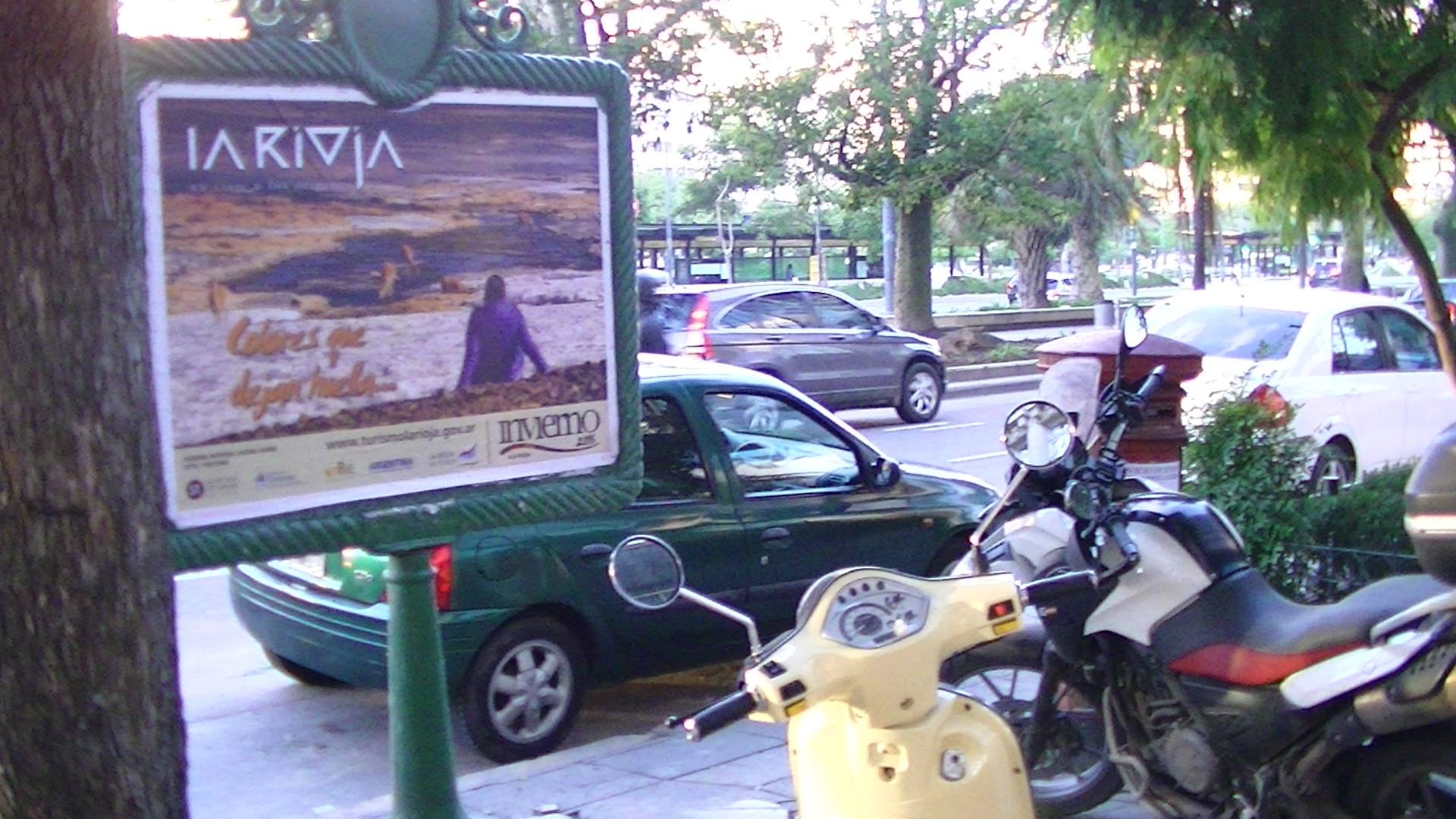 La ciudad de Buenos Aires amaneció... - Turismo La Rioja