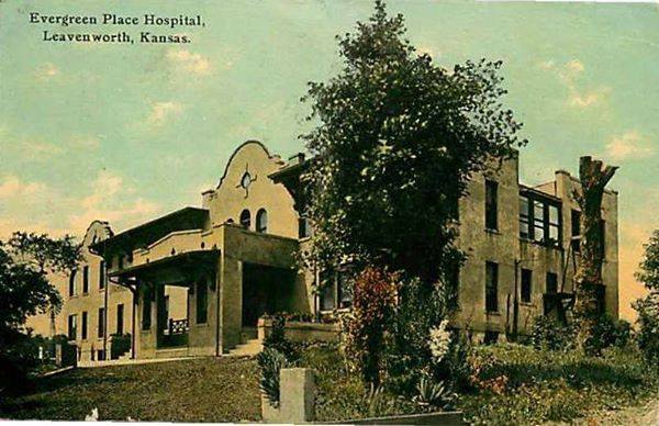 This 1911 postcard... - Leavenworth County Historical Society | Facebook