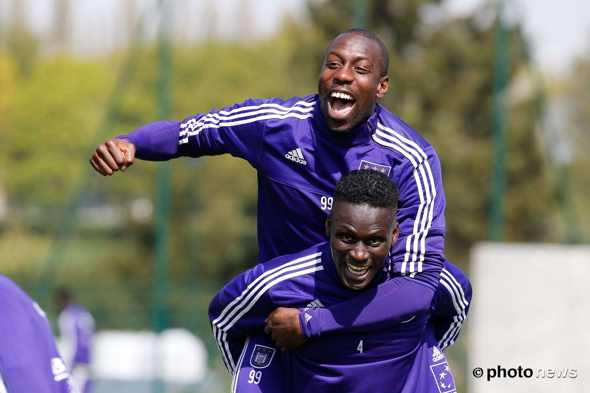 RSC Anderlecht - A few images of today's training @ Neerpede | Facebook