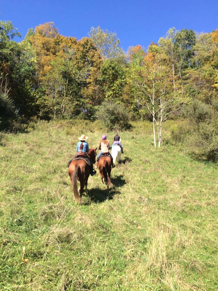 Smoke Rise Ranch | Glouster OH