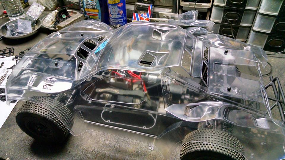 Pro-Line Racing Flo-Tek Fusion Black SC Body – Carrosserie Pré-peinte Et Pré-découpée Pour RC