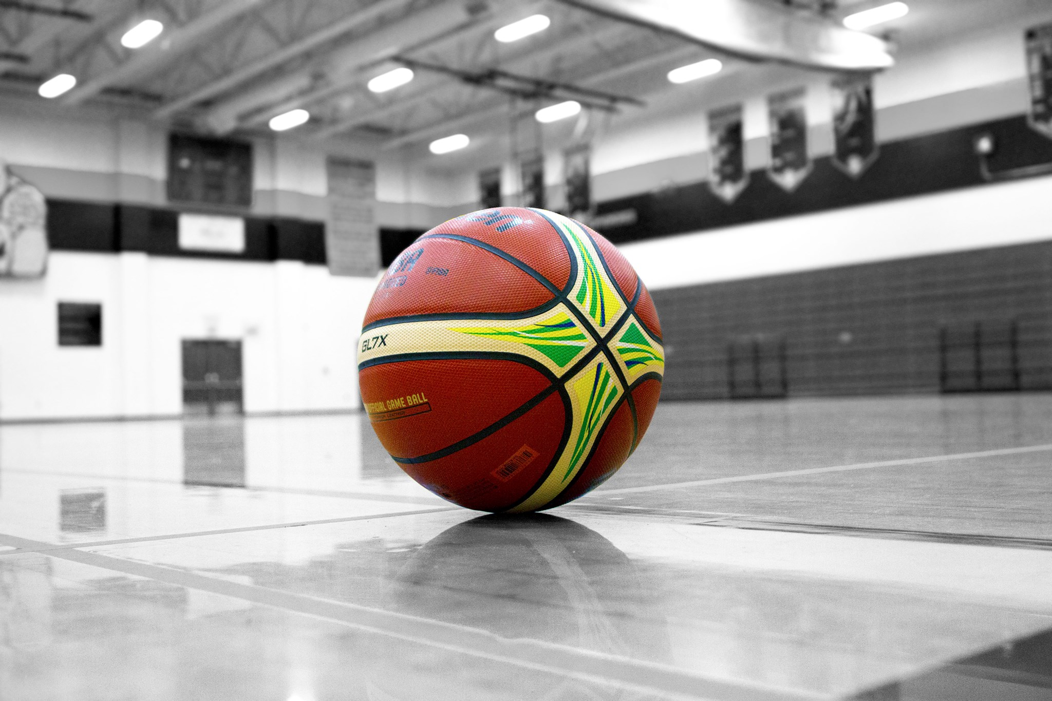 🏀 Here is the Official Molten ball for the #FIBAOQT and #Rio2016