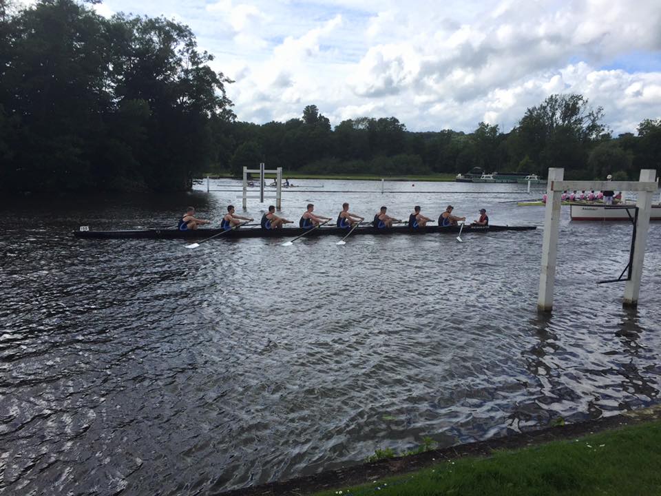 The men's 8 took to... - University of Worcester Rowing Club
