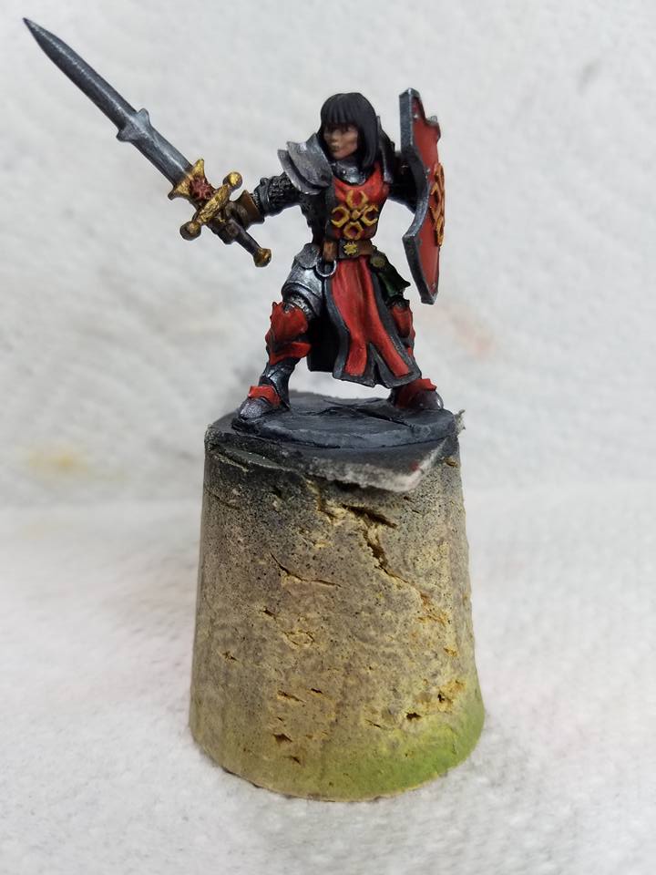 AVA Justinia Female Templar – Figurine Reaper Bones 45mm – Miniature Fantastique Pour Jeux De Rôle – Non Peinte – Plastique Souple – Échelle 25mm