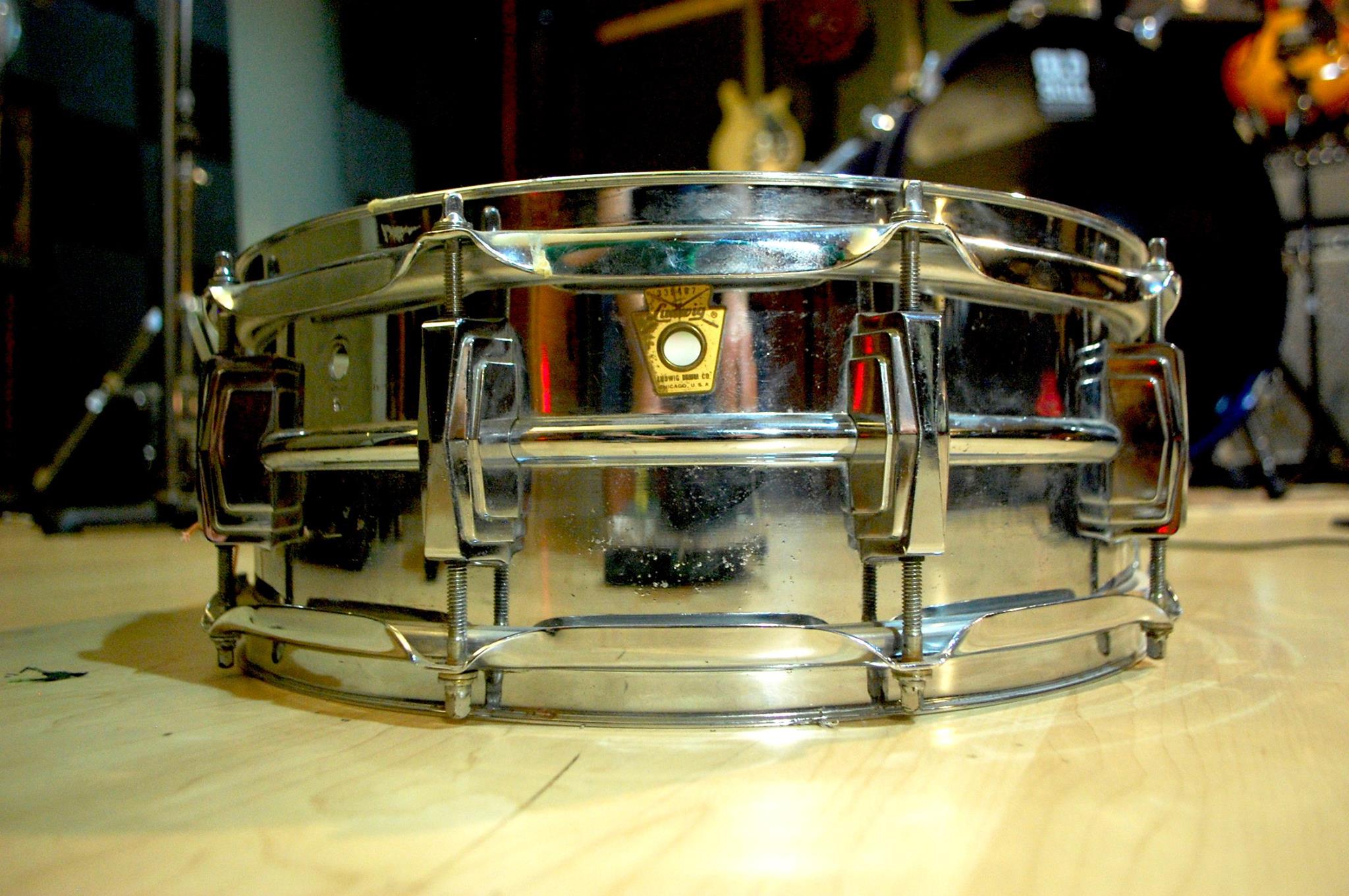What is the story behind the 1966 Ludwig Supraphonic LM400 snare drum?