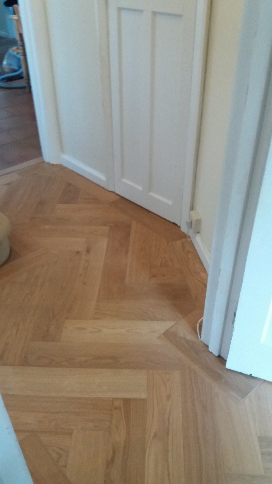SHAUN WHITTAKER CARPETS AND FLOORING