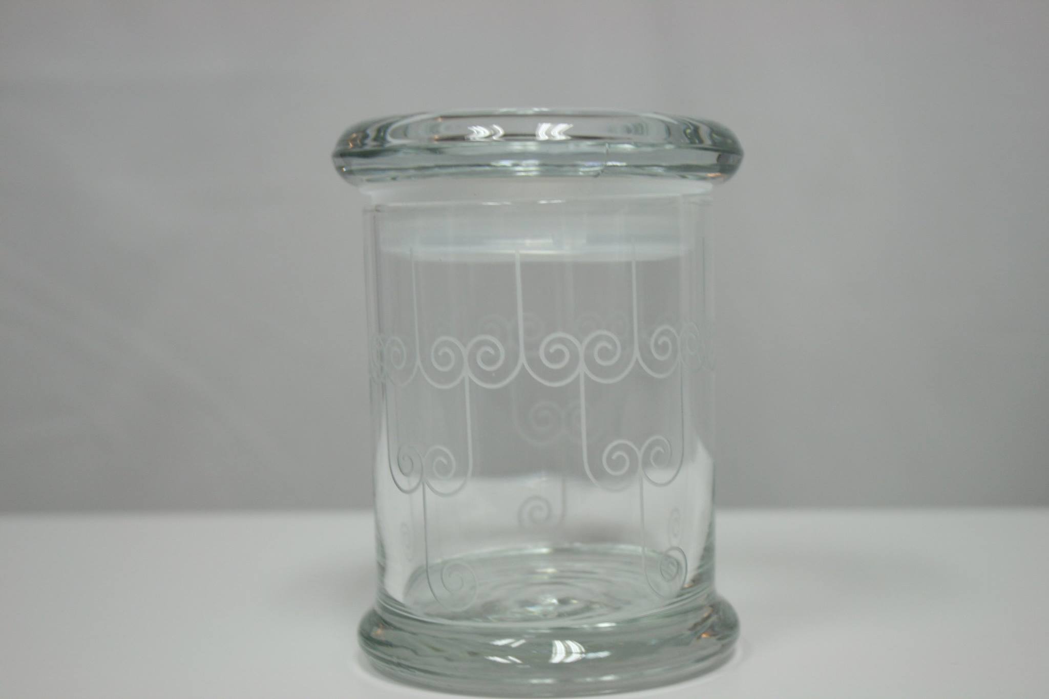 Sentelle - We have noticed that the 7 oz Lardes jar etched...