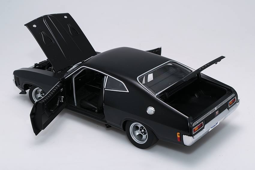 ミニカー 1:18 XA FALCON GT HARDTOP The 1:18 Scale Ford XA Falcon GT Hardtop Plain Body in Satin Matte