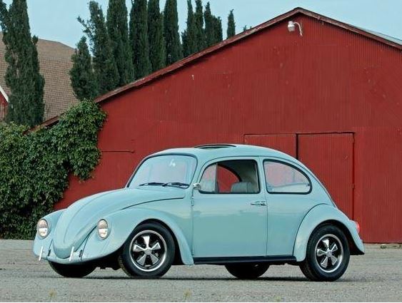 1967 VW Beetle convertible painted in hippy style. 2/2