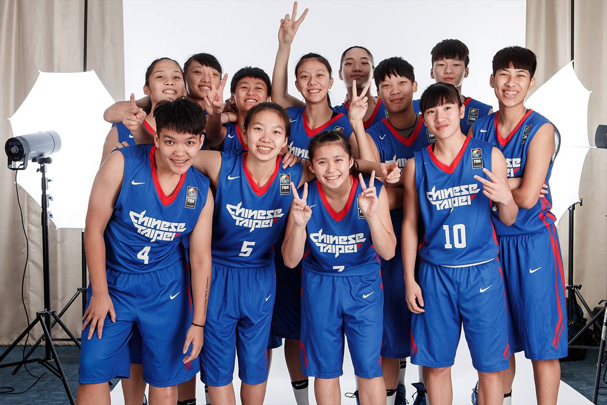 南山中學粉絲應援團 - 今晚六點！ U18亞青女籃賽開打！ 首戰面對日本 陳雅彤板凳出發 一起為中華隊 加油！... | Facebook