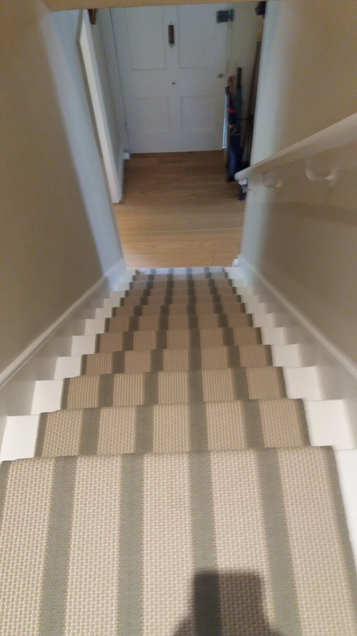 SHAUN WHITTAKER CARPETS AND FLOORING