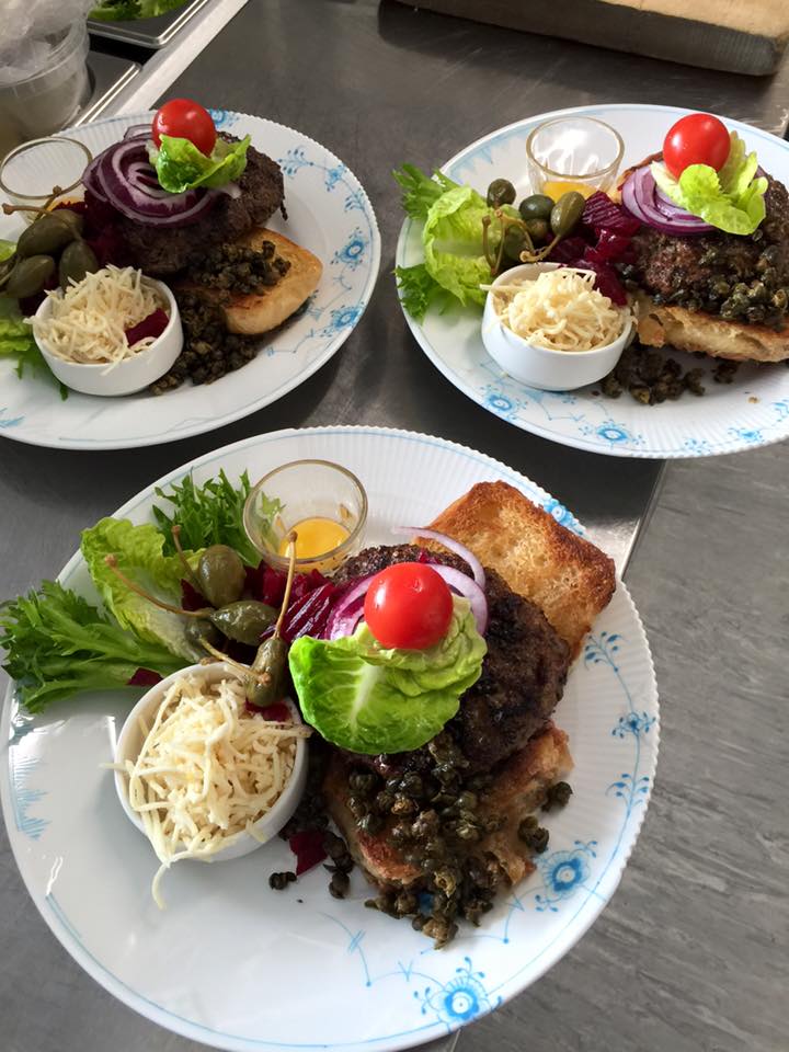 Restaurant VB - ..... Nogen der har lyst til Pariserbøf til aften ...