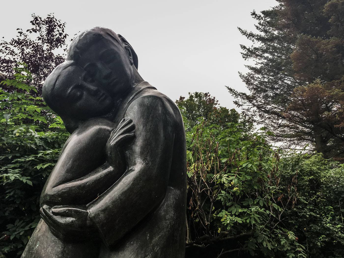その他 APVSHKIN STATUE from SSUR How about enjoying a couple of sculptures from the Icelandic