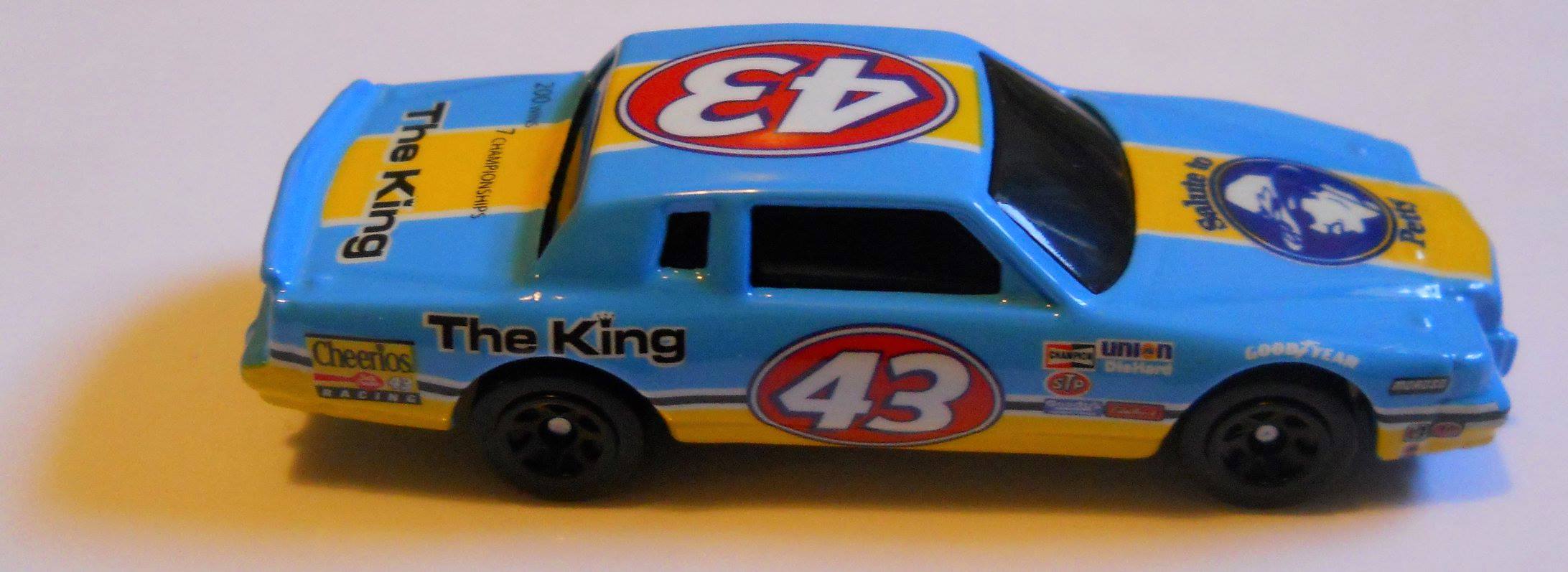 Hot Wheels '84 Pontiac Grand Prix Richard Petty model review
