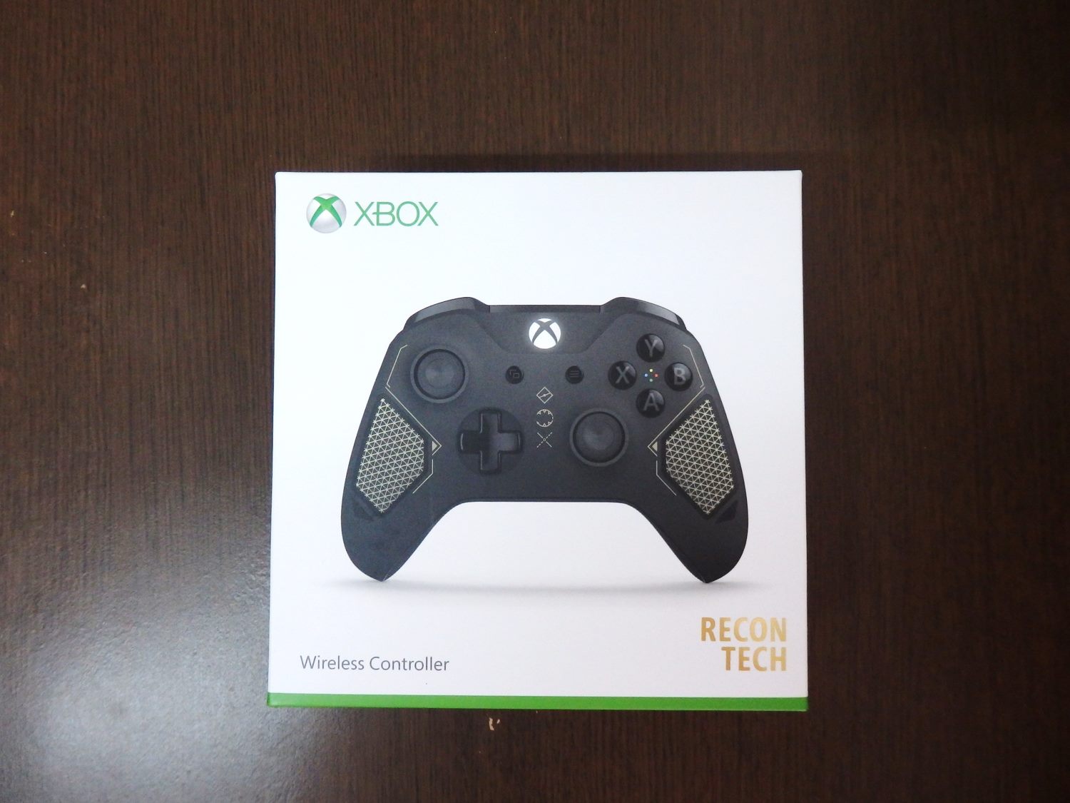 Xbox HK - Xbox One Recon Tech特別版無線手掣開箱! 很多玩家對今次個手掣很好奇,... | Facebook