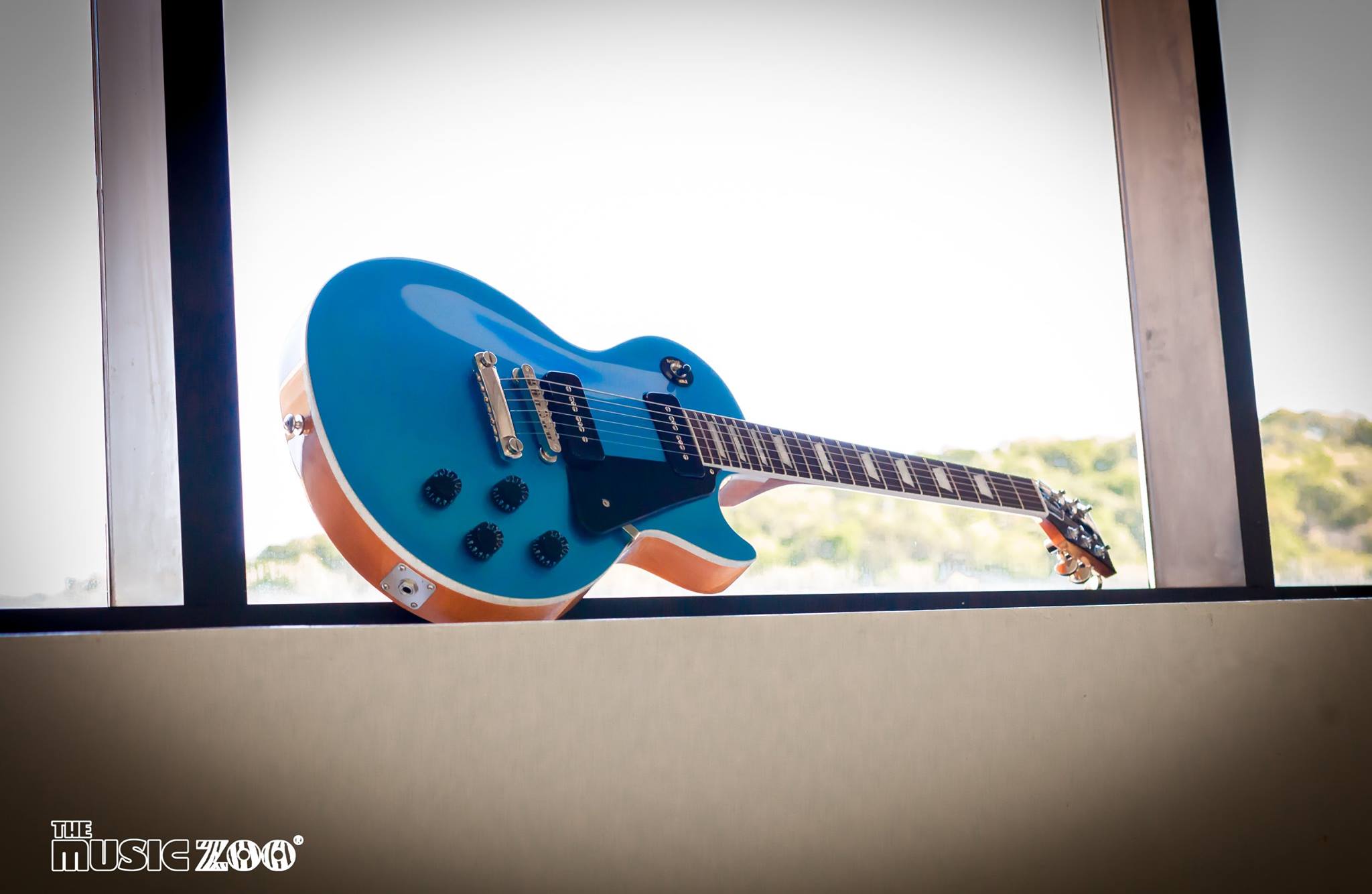 NEW The 2018 Gibson Les Paul Classic in Pelham Blue. #gibson